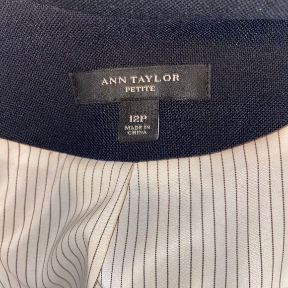 Ann Taylor Blue Blazer - Picture 4 of 4